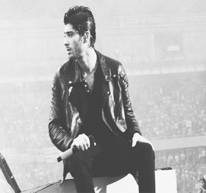 — Întoarcerea corpului pe o parte laterală, uitând complet de hainele ce-i ofereau un disconfort - 08 Made me let down my guard!