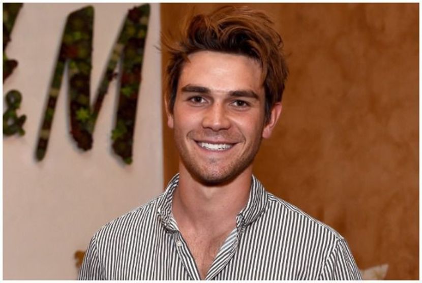 Da..*se apropie de ea* - episodul 72