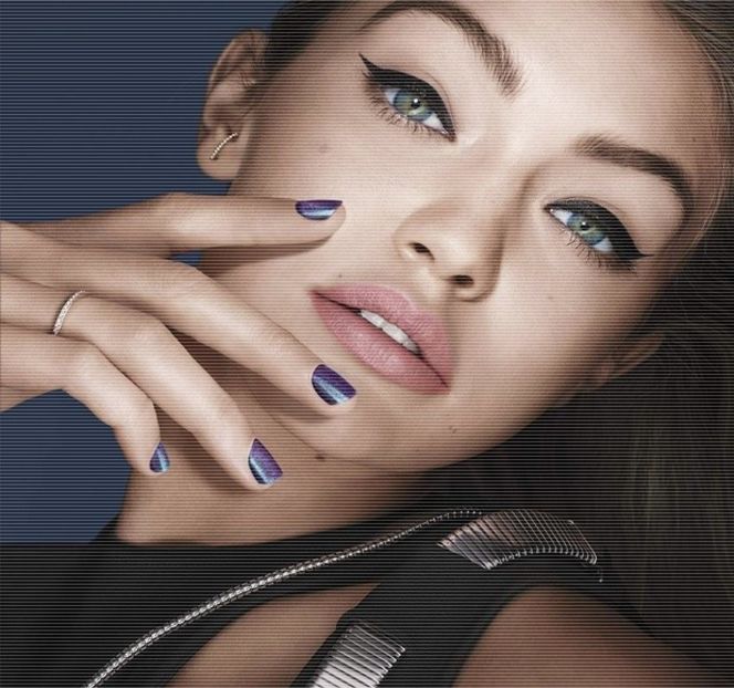 ━ Conformându-se cerinţei lui şi abandonând perechea de pantaloni gri pe marginea - 08 Made me let down my guard!