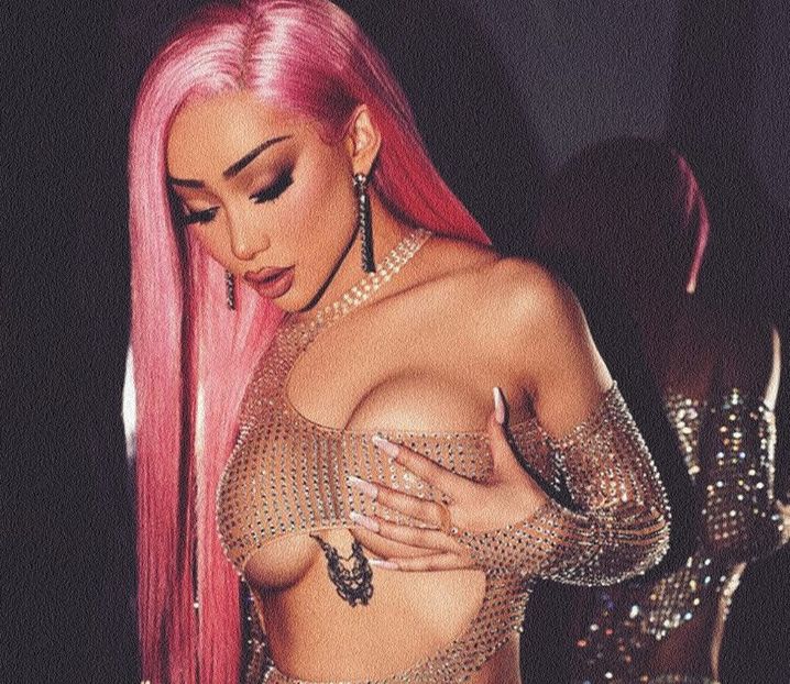 .¸¸.•✿ (Trois) N̤i̤k̤i̤t̤a̤ ̤D̤r̤a̤g̤ṳn̤ ༺♥༻ Maktub. - Something blacker than desire