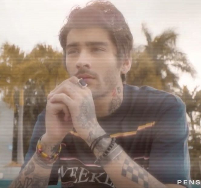 — Locuință. De azi, a noastră.” Îi comunică pe parcurs ce trage de troler spre zona - 09 Distractin my thought of you