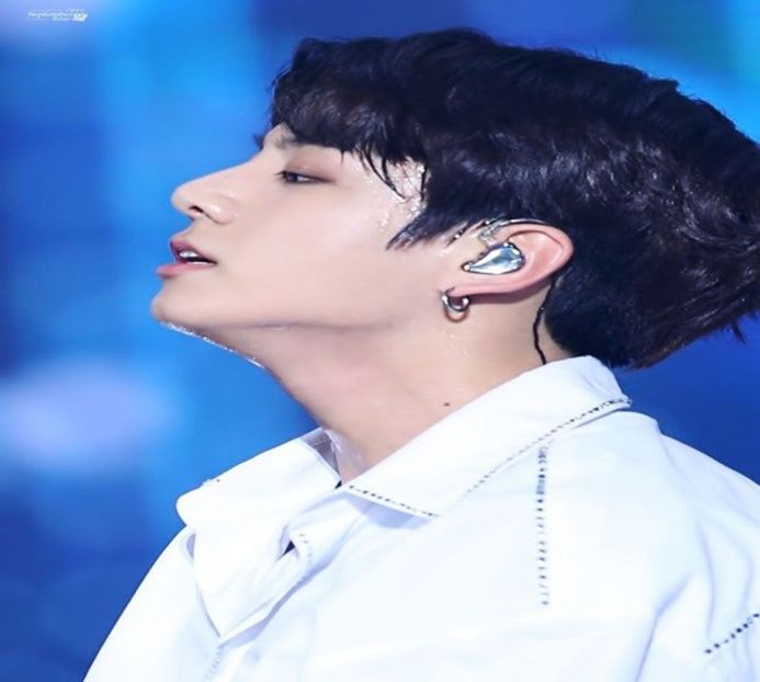 Day 41 - 08.03.2020 - 0 Old Random Pics of Jungkook