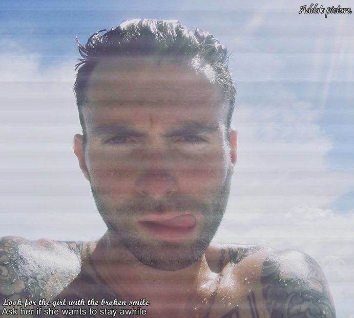 *canta in continuare si aduna bani de la oameni* - episodul 74