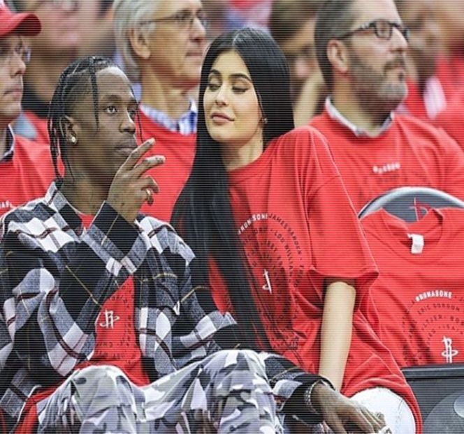 — De către brunet şi întâmplător le şi întâlniseră în dimineaţa următoare, toate aveau să - 09 Distractin my thought of you