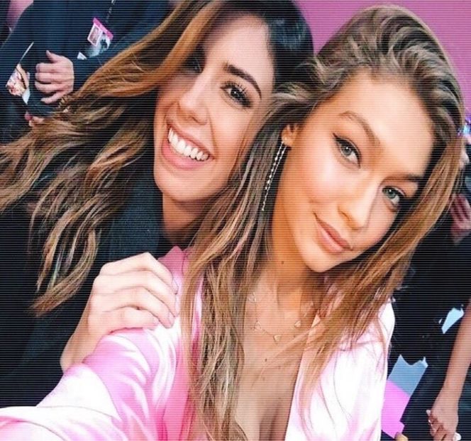 ━ Pentru a doua oară în ultimele minute sprâncenele i se arcuiesc din nou în semn de - 09 Distractin my thought of you