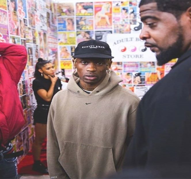 — Apelativul final, un altul faţă de primul, ce avea să caracterizeze totodată apariţia acesteia. - 09 Distractin my thought of you