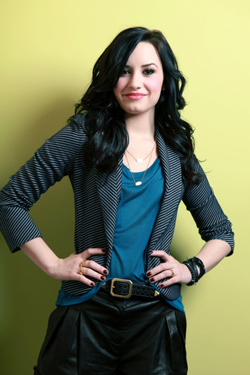 7 - Demi Lovato Nou Photoshoot
