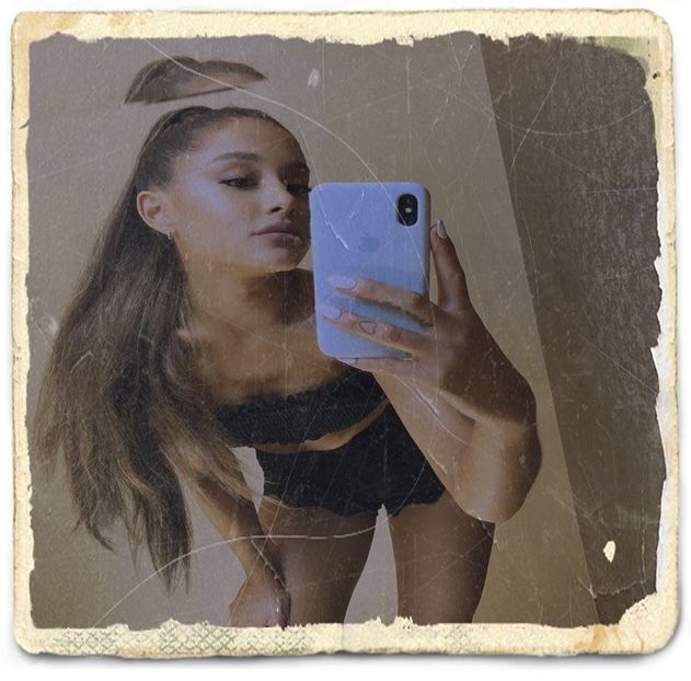 Sincer marea majoritate nu era ff sociabilă la început =))) Dar acum e ok, surprinzător cl. - Feels good to be back