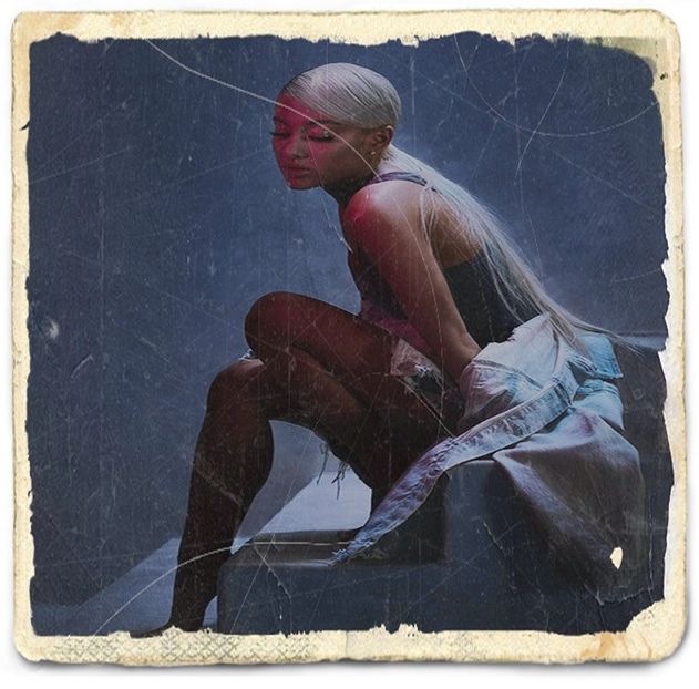 Eu citesc 2k20 uneori... nush care-i mai grav... Da fată... erai cam destrăbălată ;) - Feels good to be back