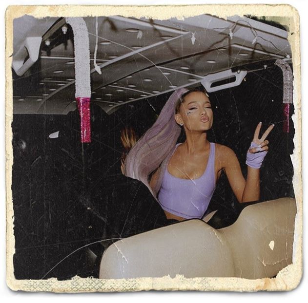 Opa ia uite cine ne-a onorat cu prezența... BUNĂ, DRAGĂ! #Gabi. MS și eu am aceeași cl. - Feels good to be back