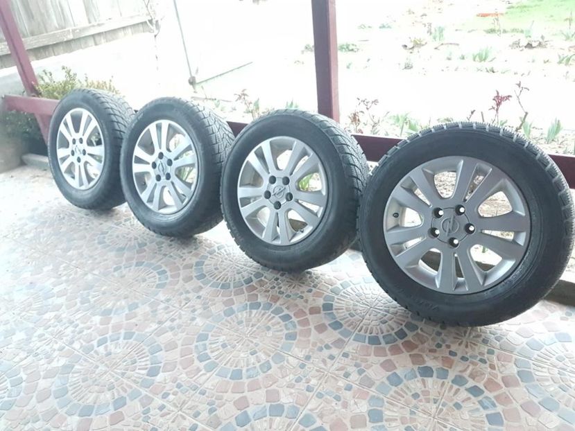  - De vinzare jante aliaj si anvelope