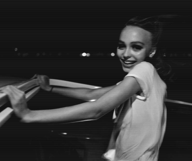 Pacat ca n am photoscape sa fac iar poze cu tn cum faceam cu Ed.....-Mirru Da cn tot face vizitele a - Feels good to be back