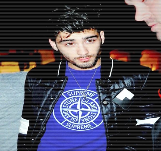 — Ochi frumoşi.” Zâmbetul tipic îi preia din nou forma buzelor. - 10 Something we gotta maintain