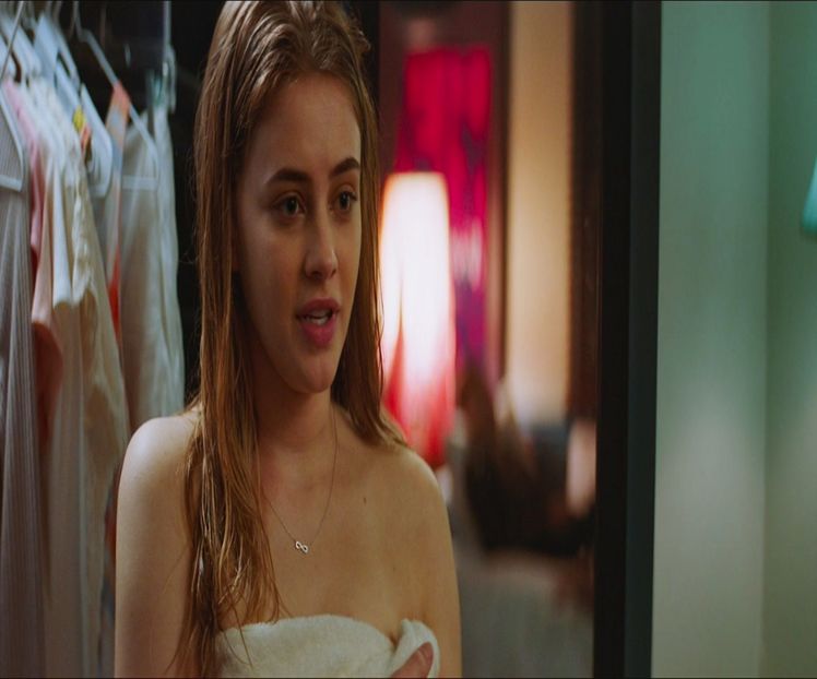 corect. am pregătită și lopata, în caz că apar și zombie. =)) + *mulți pupici* - Cine s-ar fi gândit că o să ajungem la episodul 2