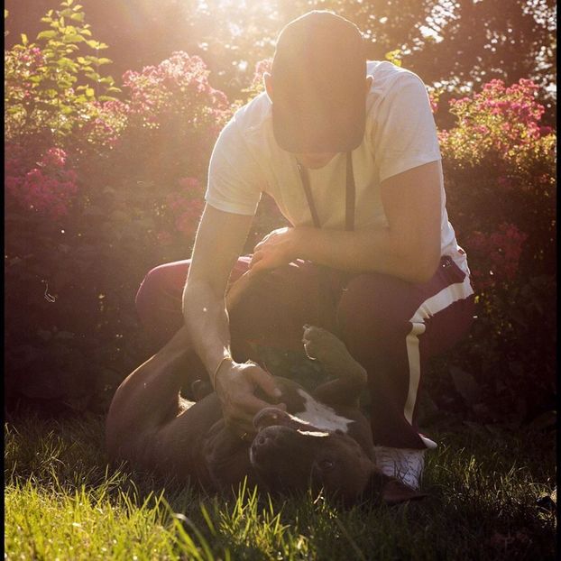 Eu nu mai stiu de unde am aflat, dar asemănarea e izbitoare cl. - Cine s-ar fi gândit că o să ajungem la episodul 2