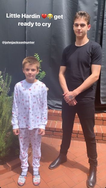 Nu știu de ce m-am gândit la aia când am citit =))). De ce, ești cl. - Cine s-ar fi gândit că o să ajungem la episodul 2