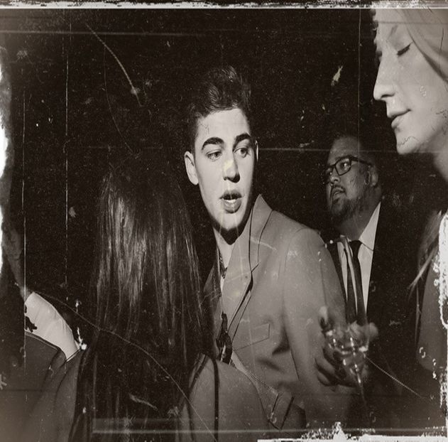 Poate alternez cumva ambele edit uri... - Cine s-ar fi gândit că o să ajungem la episodul 2