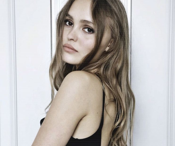 Parcă totul a pornit de la cum să mă cucerești din nou pe mine, nu? -cl. - Cine s-ar fi gândit că o să ajungem la episodul 2