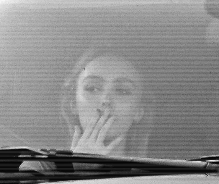 Nu ne putem plictisi când suntem unul lângă altul ;). - Cine s-ar fi gândit că o să ajungem la episodul 2