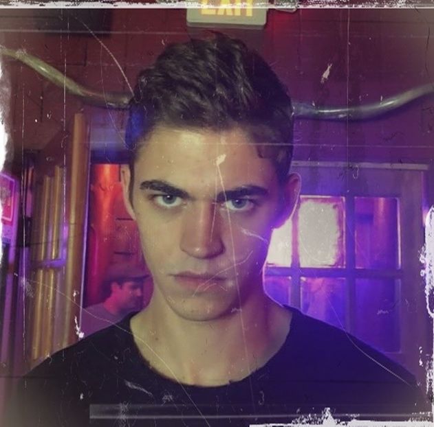 Păi nu prea mai știu acele părți. #Lily. ???Și crezi că mă duc sng de nebună? Când e cl. - Cine s-ar fi gândit că o să ajungem la episodul 2