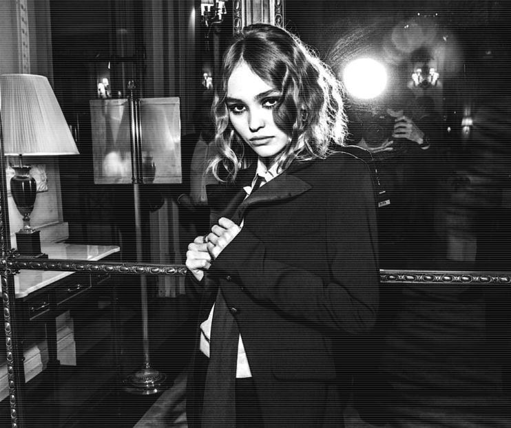 Mergem sigur deci te așteptăm! Mimi parcă și-a luat... sau și-a luat la EC nu mai știu.. -cl. - Cine s-ar fi gândit că o să ajungem la episodul 2