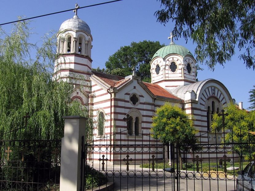 Biserica Sfanta Treime azi (2007) - 1-2 T