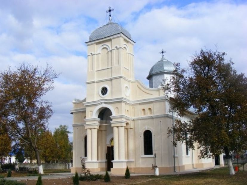 Biserica din Gheorghe Lazar azi - 1-2 T