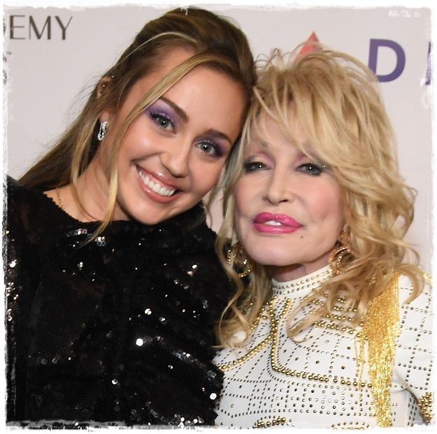 Frate eu nu înțeleg oamenii care se culcă pe la 10-11 noaptea. :))) Eu fix după orele astea - - Cine s-ar fi gândit că o să ajungem la episodul 2