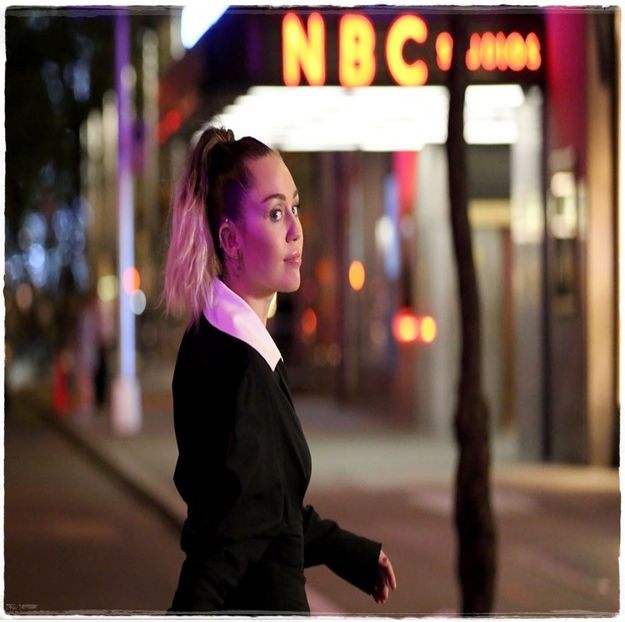 Pentru mine va rămâne o enigmă relația lor.. Înainte nu prea credeam eu în conceptul ăsta de - - Cine s-ar fi gândit că o să ajungem la episodul 2