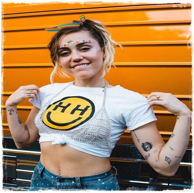 Nici n-aș vedea cum și nici nu mi se pare corect. Deja am trecut printr-un semestru, ce facem - - Cine s-ar fi gândit că o să ajungem la episodul 2