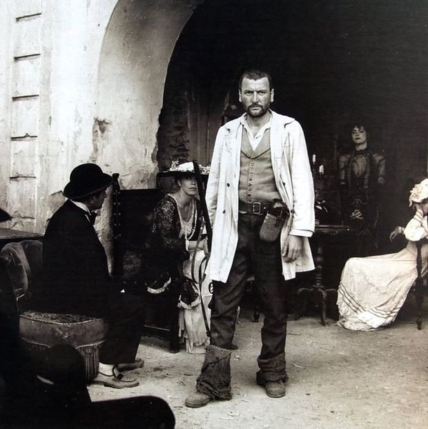 Dreptate In Lanturi - Dreptate In Lanturi 1983