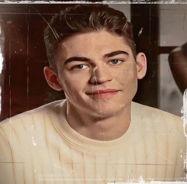 Lasă că eu sunt exemplul pt un TAUR MIȘTO!! <3 Nush, mă gândesc că pers de aceeași cl. - Cine s-ar fi gândit că o să ajungem la episodul 2