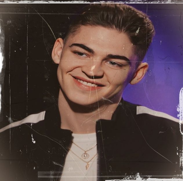 Bn nu c-aș fi eu cea mai distractivă persoană, dar suntem așa ??? secați de viață ??? cl. - Cine s-ar fi gândit că o să ajungem la episodul 2