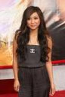 iyhg - poze brenda song