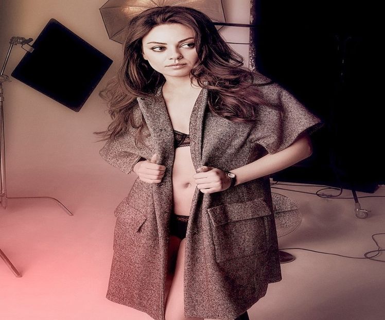 Bine??! Esti superba ;;). mai ai doar sa iti mai retusezi machiajul si esti gata de impacare:))) - episodul 76