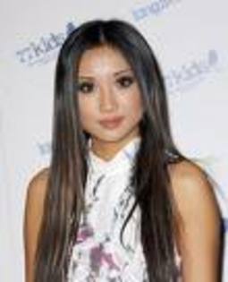 vklu - poze brenda song