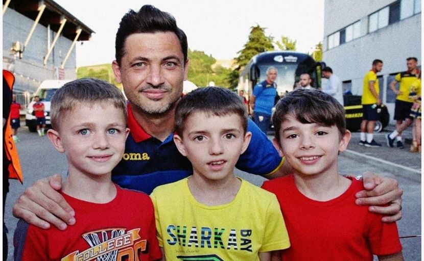 ●○ ρσѕтє∂ ση ₂₇. ₀₃. ₂₀₂₀ ❝ Ɗαу ₂₇₄ ❞ România ✓ - Acum ori niciodată