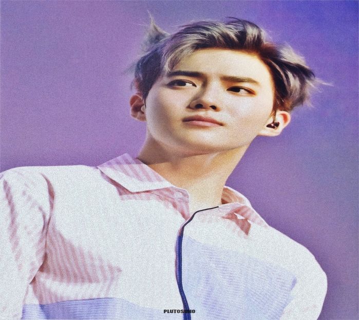 ⋗ Day 26 ⚘ Kim Junmyeon ⚘ ☾ 28.03.2020 - 01 Je suis ma plus belle arme