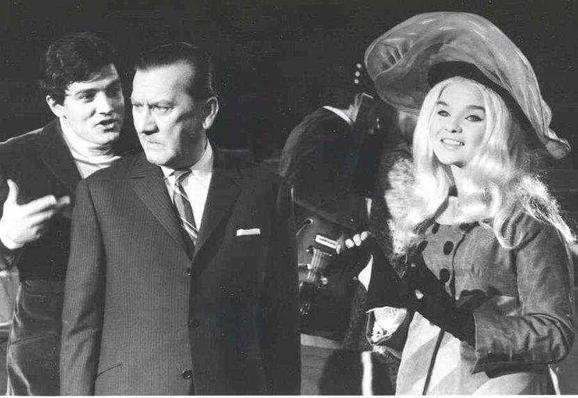 Impuscaturi Pe Portativ - Impuscaturi Pe Portativ 1968