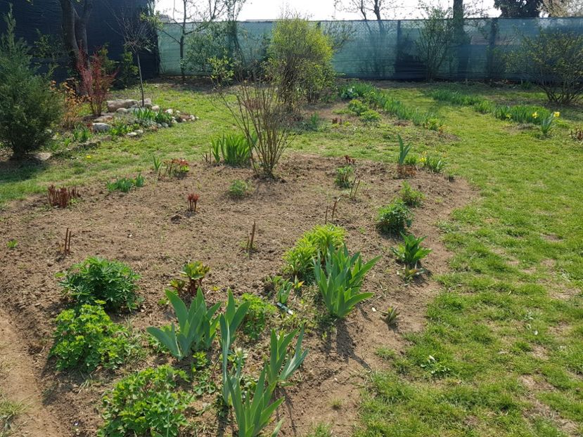  - 2020 Mart-Apr_Idilic garden