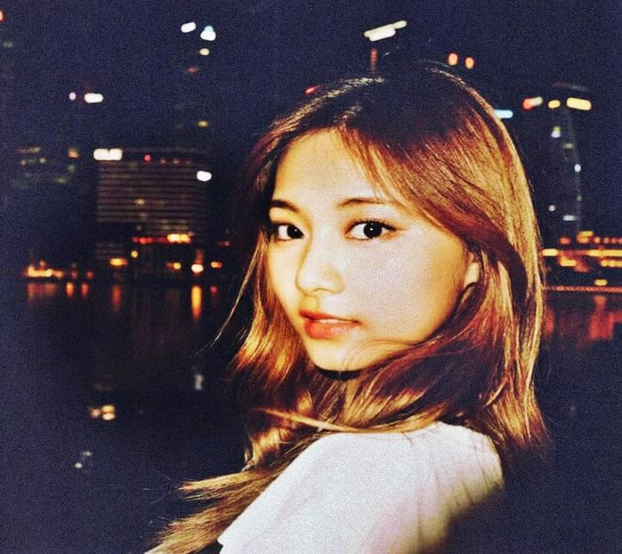 ⋗ Day 30 ⚘ Chou Tzuyu ⚘ ☾ 01.04.2020 - 01 Je suis ma plus belle arme