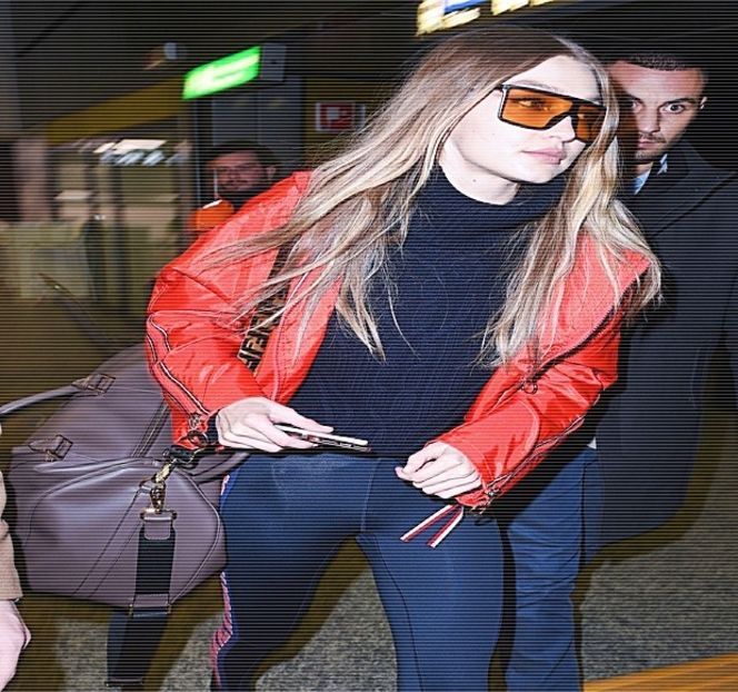 — Satisfacţie căci fusese recunoscută prin acel titlu, zâmbetul îi persistă. „Îmi place să cred - 11 Quit talking all that nonsense