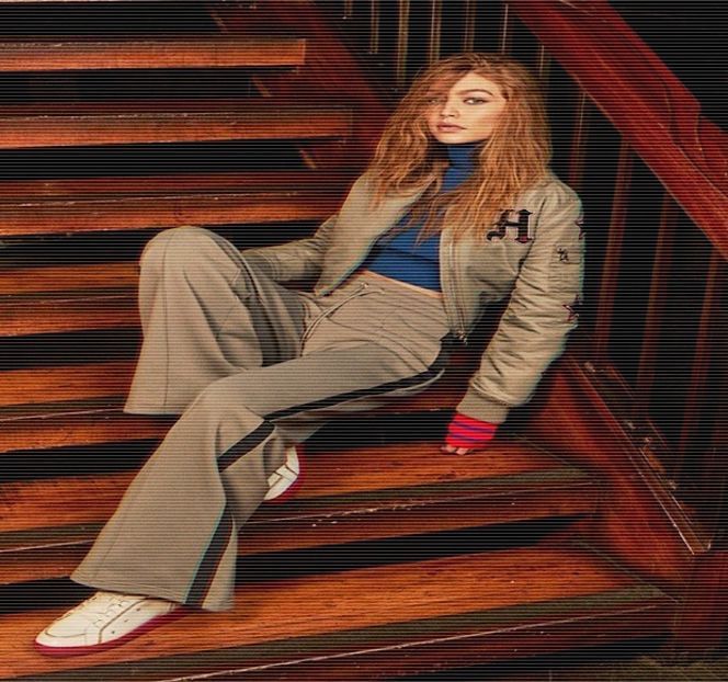 — Mai putea rămâne. Petrecerea pare deja ceva de pomină.” Strâmbă din nas precum o constatare, - 11 Quit talking all that nonsense