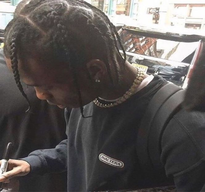 — Individului a avut de fapt loc. „Dacă ai de gând să vorbeşti în ghicitori, o ţinem în felul - 11 Quit talking all that nonsense