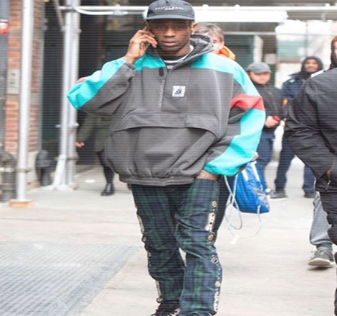 — Multitudine de alte motive. Toate până ce, se decide să-şi formeze o idee. Iniţierea gândurilor - 11 Quit talking all that nonsense