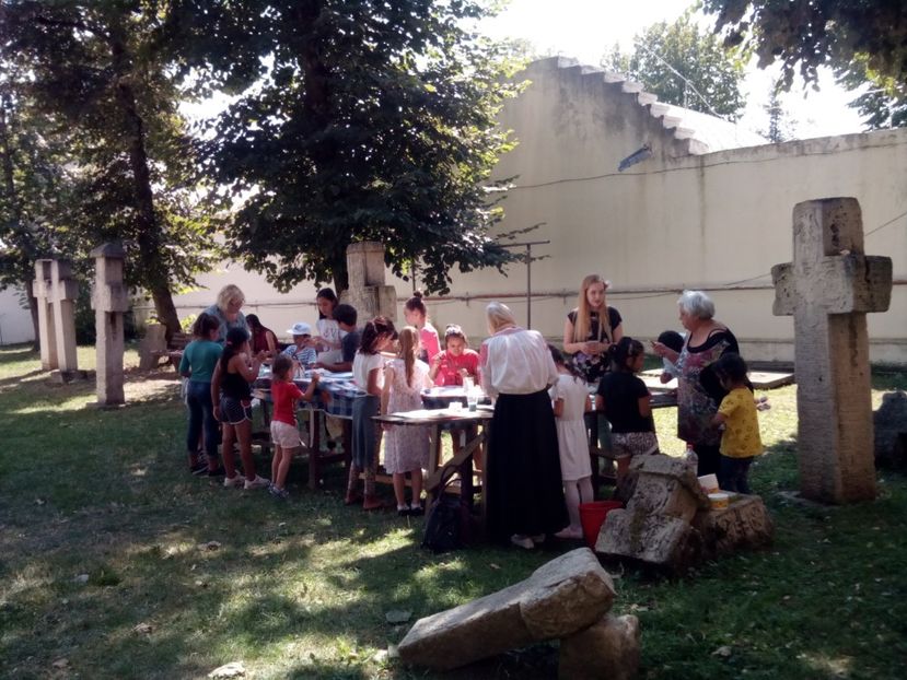  - Fundație