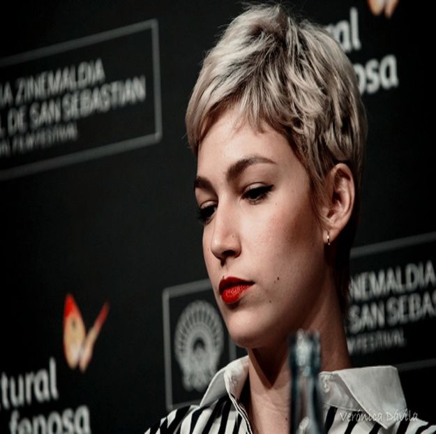 ― În urma unui apel de ultimă oră, Nadia a fost nevoită să părăsească masa de prânz pentru - xE02xS01 haters gonna h a t e