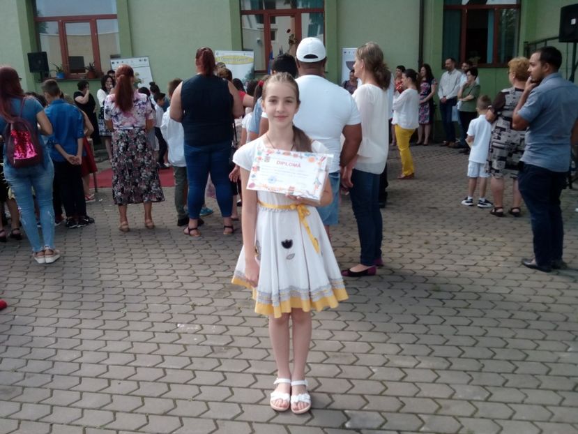  - Fundație