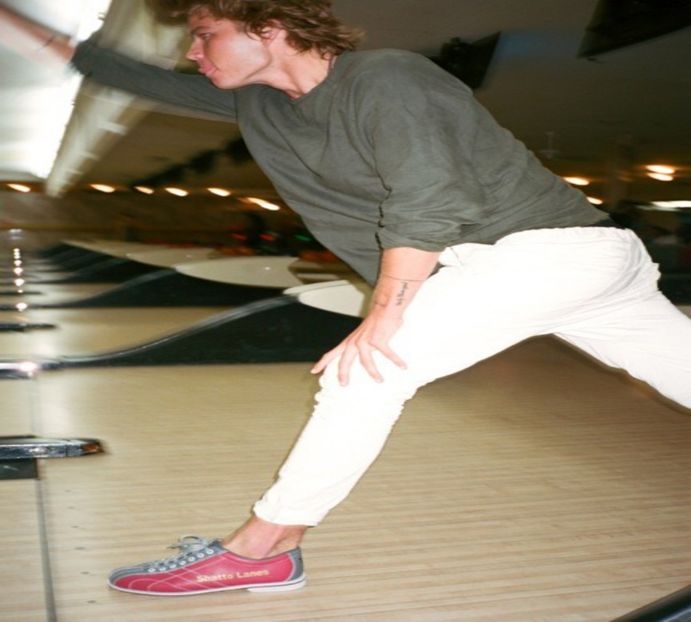 ― tare, deci implicit extraordinar de incomodă, detaliu care dusese la periclitarea somnu- - xE03xS01 haters gonna h a t e