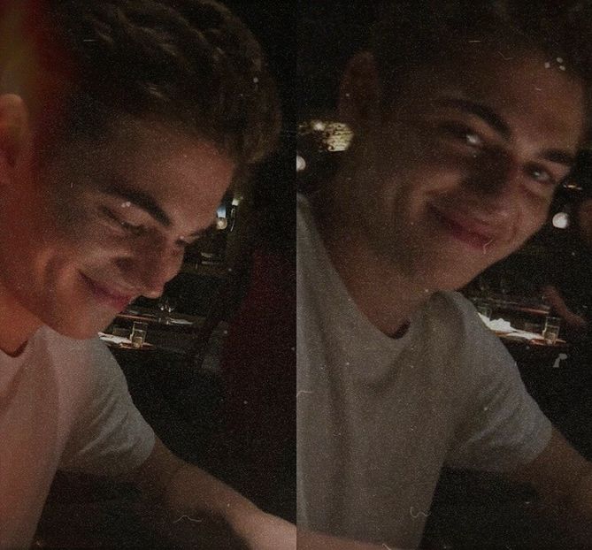 ℋ↬ loc umbros , ferit de zgomotul aleilor arhipline de studenți plicticoși si prea grăbiți, - Métamorphoses! Pri0m1is liber